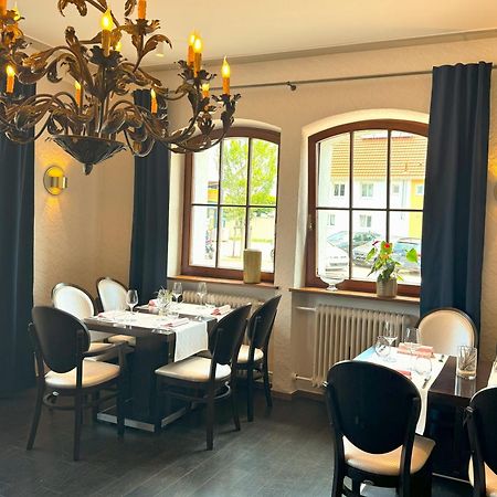 Gasthaus Lamm Neuenstadt am Kocher Buitenkant foto