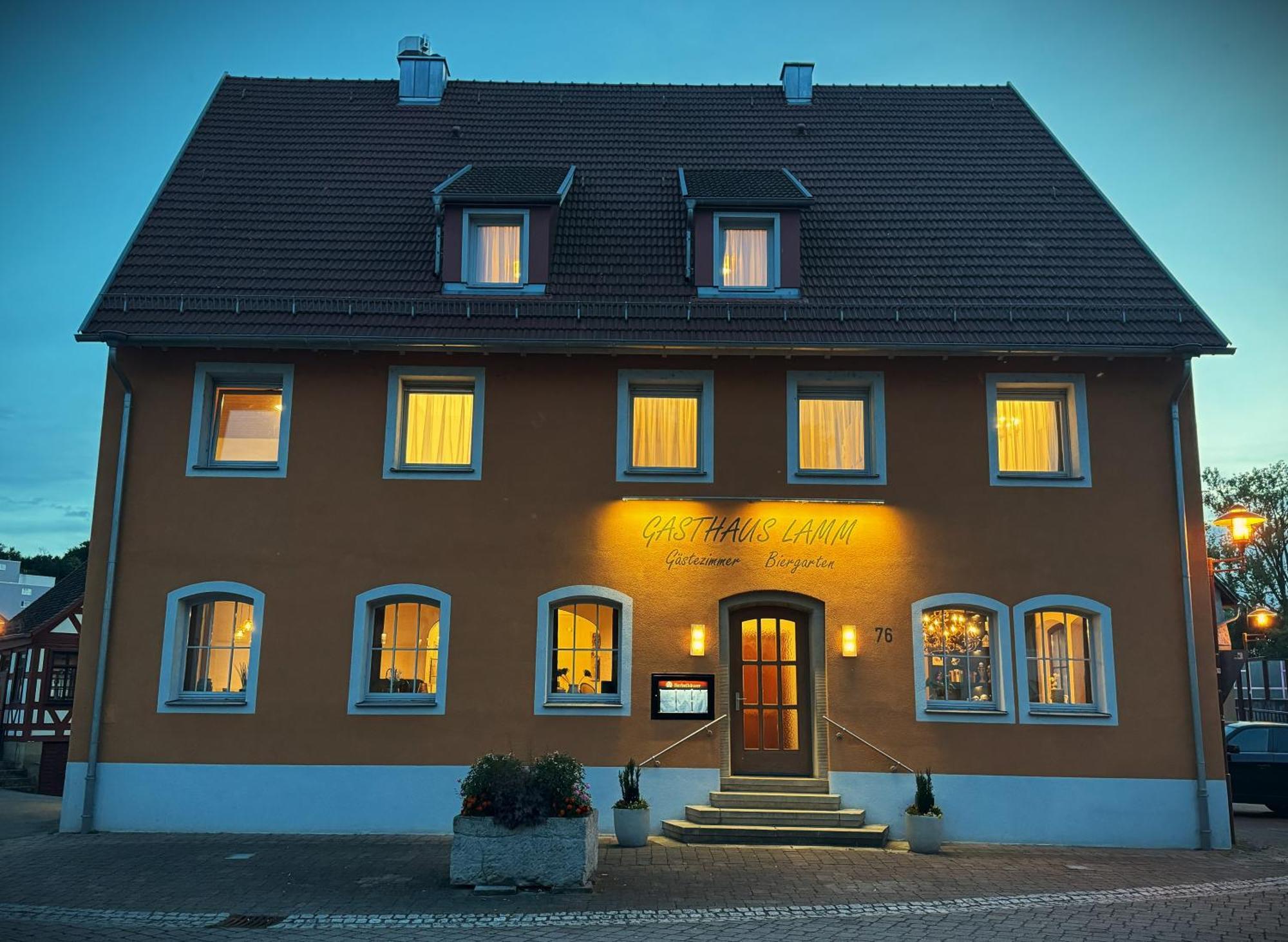 Gasthaus Lamm Neuenstadt am Kocher Buitenkant foto